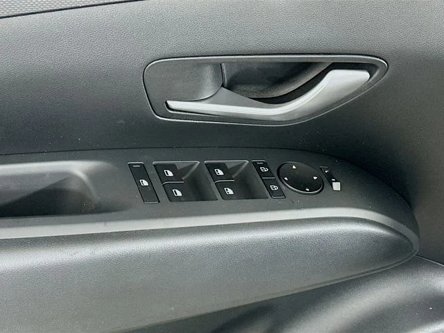 New 2026 Hyundai TUCSON SEL