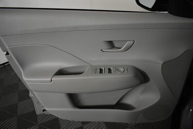 2025 Hyundai Kona SEL Convenience - Photo 26