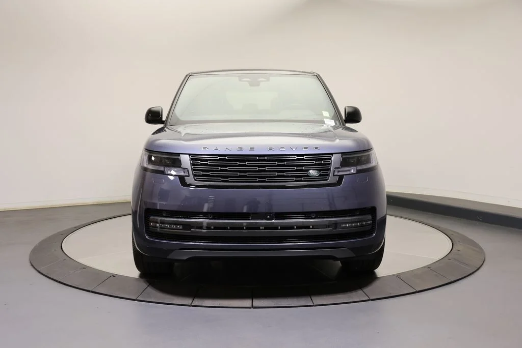 2026 Land Rover Range Rover SE - Photo 8