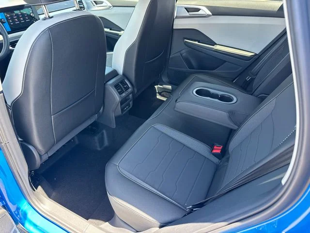 New 2026 Cornflower Blue Volkswagen 1.5T SE image 25