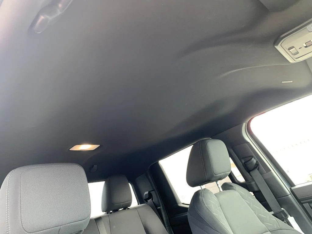 Used 2024  Toyota SR image 18