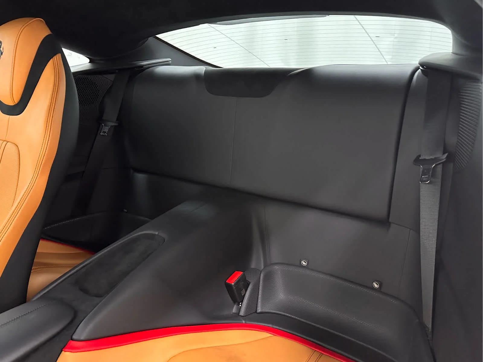 Used 2022 RED Ferrari  image 14