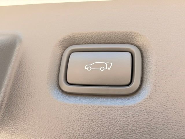 Used 2024 White Hyundai Limited image 24
