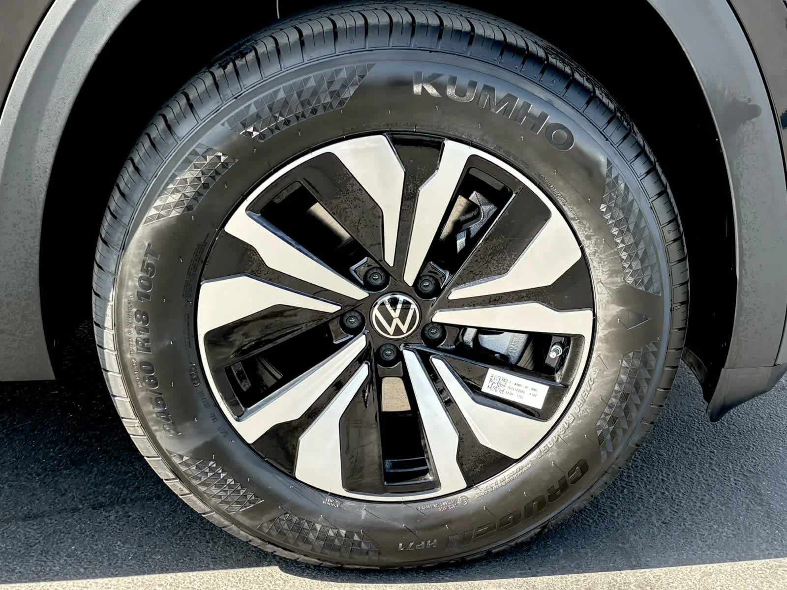 New 2026 DEEP BLACK Volkswagen 2.0T SE image 24