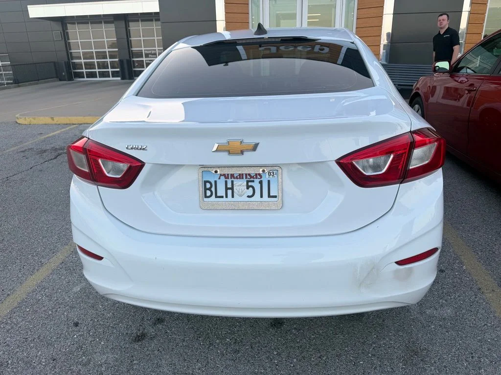 Used 2019 White Chevrolet LS image 5