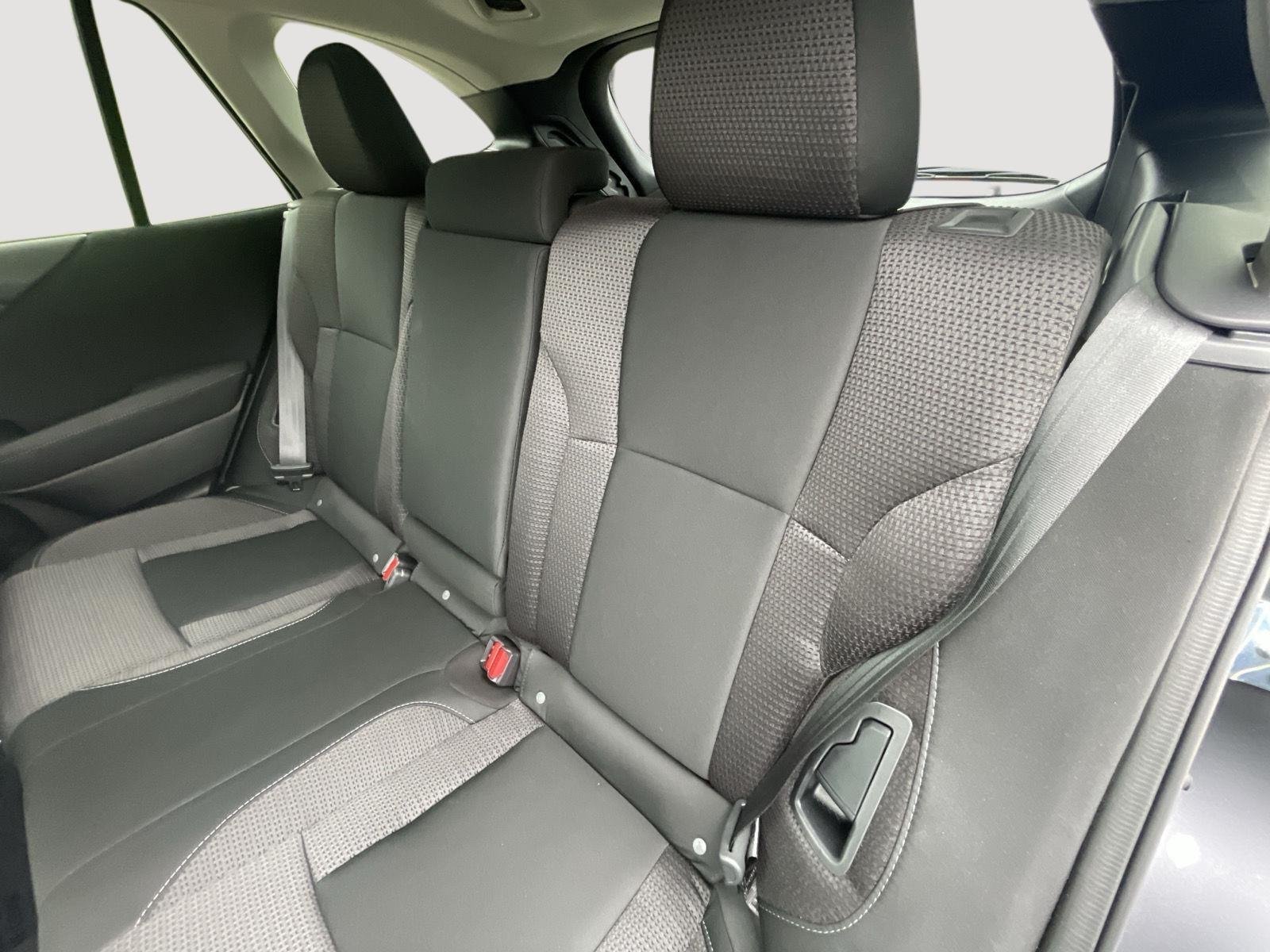 Used 2025 Magnetite Gray Metallic Subaru Premium image 5