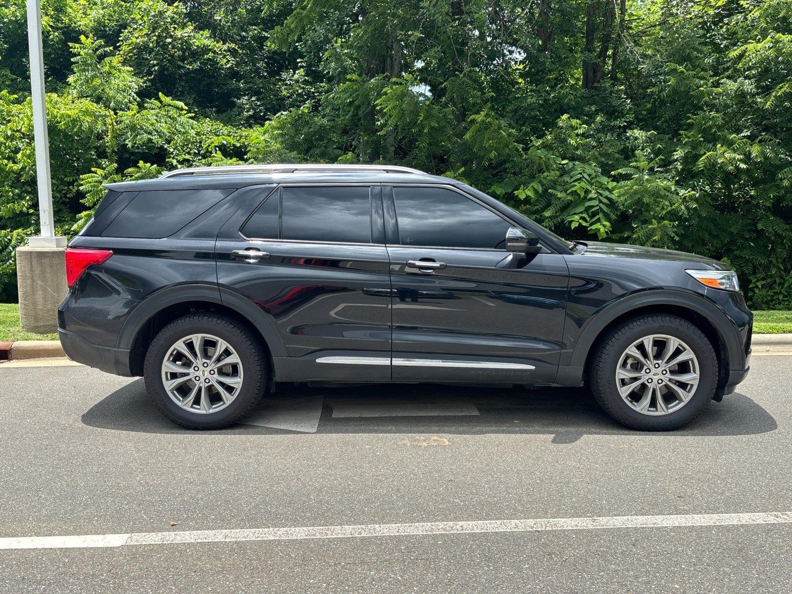 Used 2022 Agate Black Ford Limited image 6