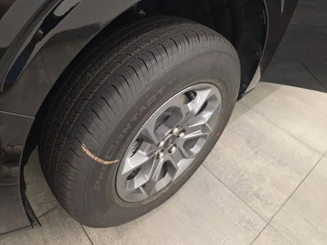 New 2026 Shadow Black Ford XLT image 41