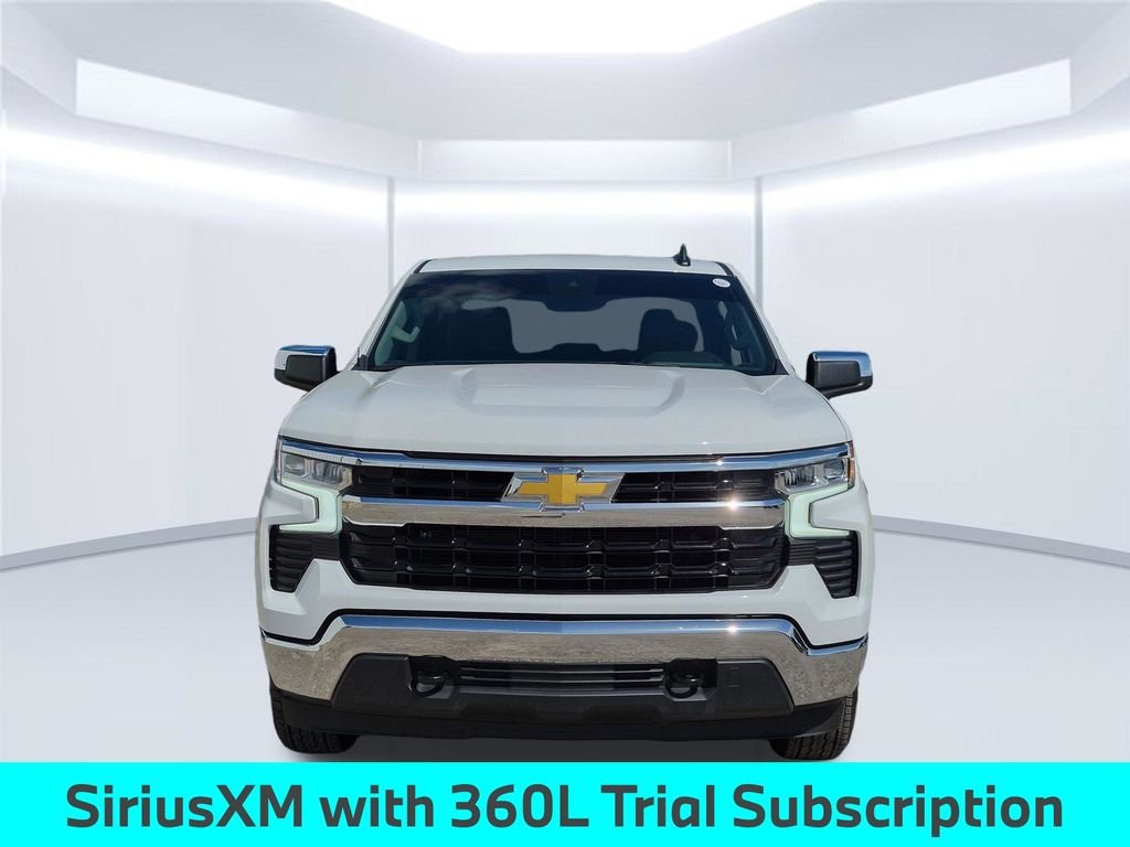 Used 2026 Summit White Chevrolet LT image 11