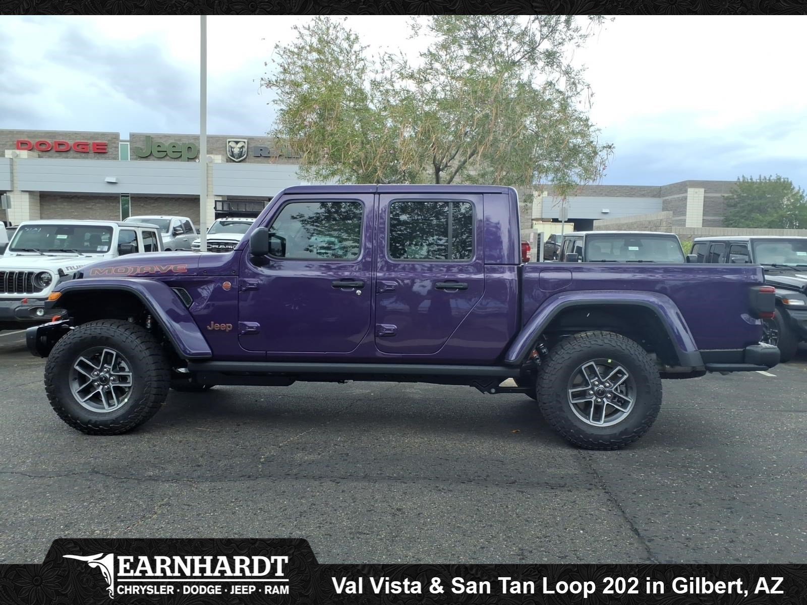 New 2026 Reign Exterior Paint Jeep Mojave X image 2