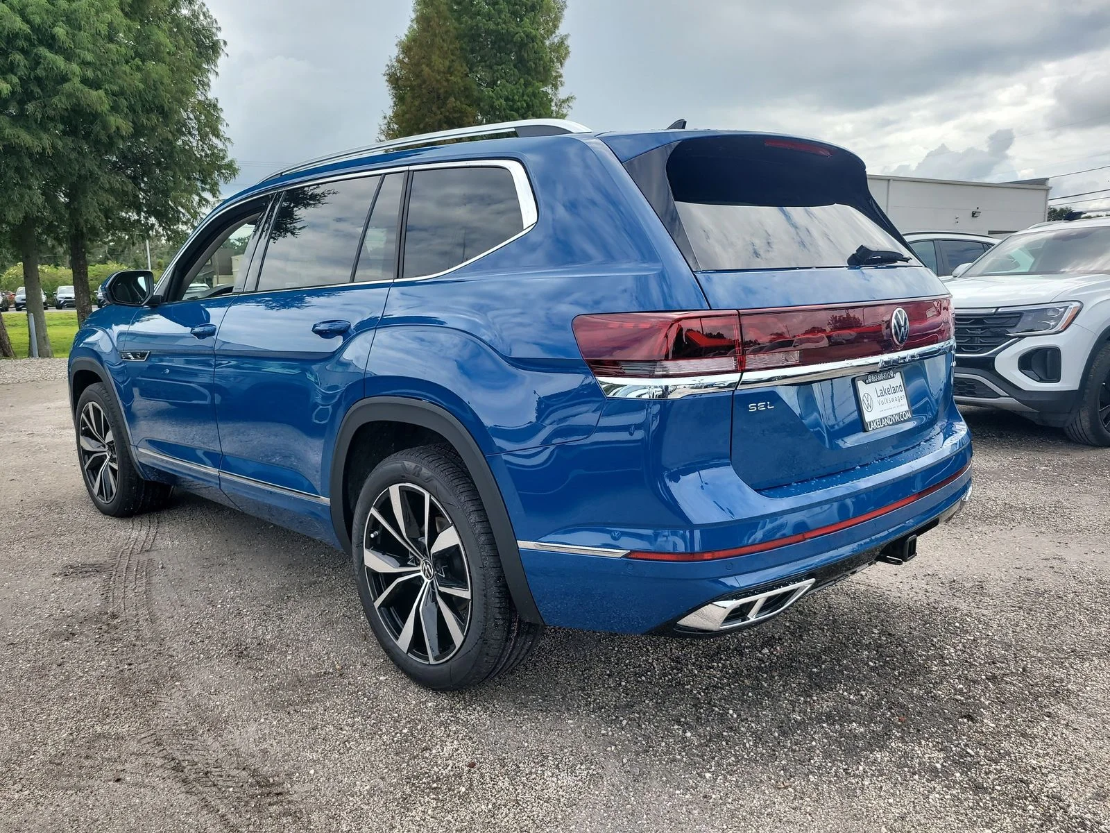 2026 Volkswagen Atlas SEL Premium R-Line - Photo 8