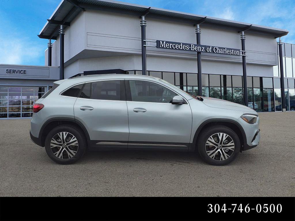 Certified Used 2025 Cirrus Silver Met Mercedes-Benz GLA 250 image 2