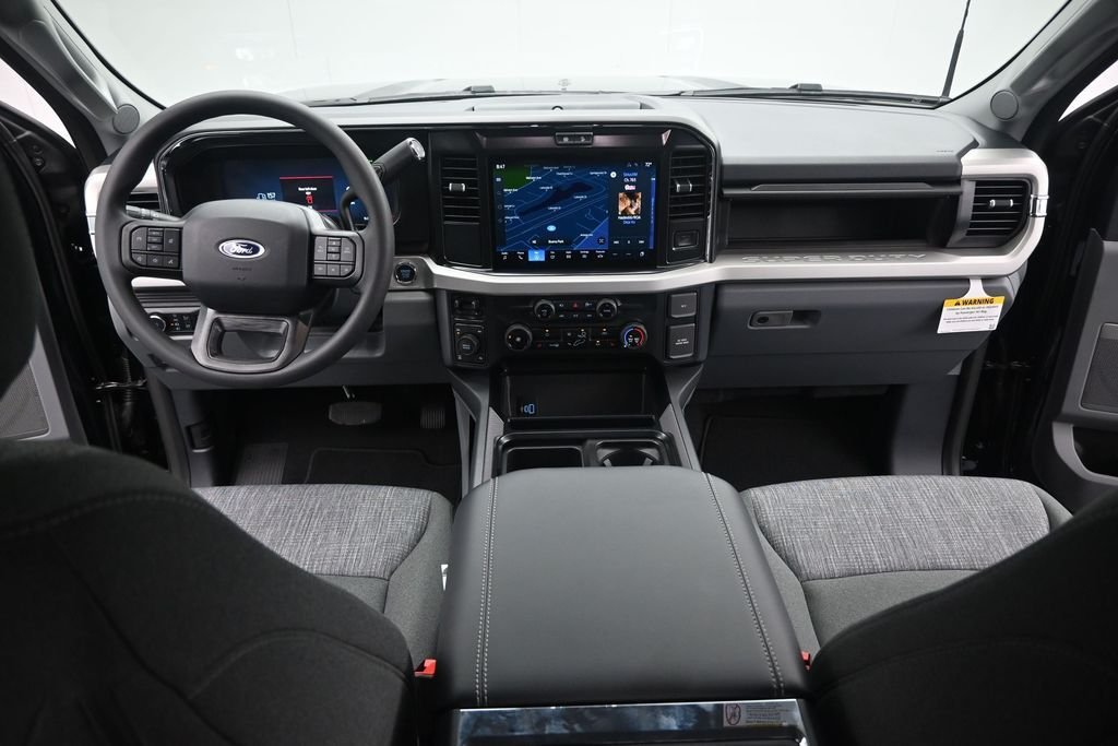 New 2026 Agate Black Metallic Ford XLT image 22