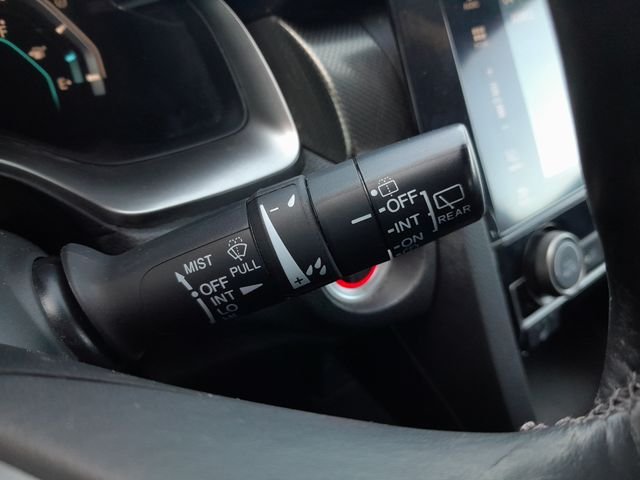 2017 Honda Civic Hatchback EX-L - Photo 17