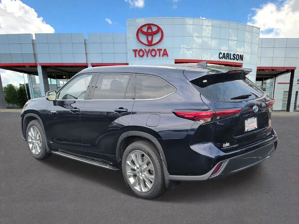 Certified 2021 Toyota Highlander Limited with VIN 5TDXBRCH9MS525799 for sale in Minneapolis, Minnesota