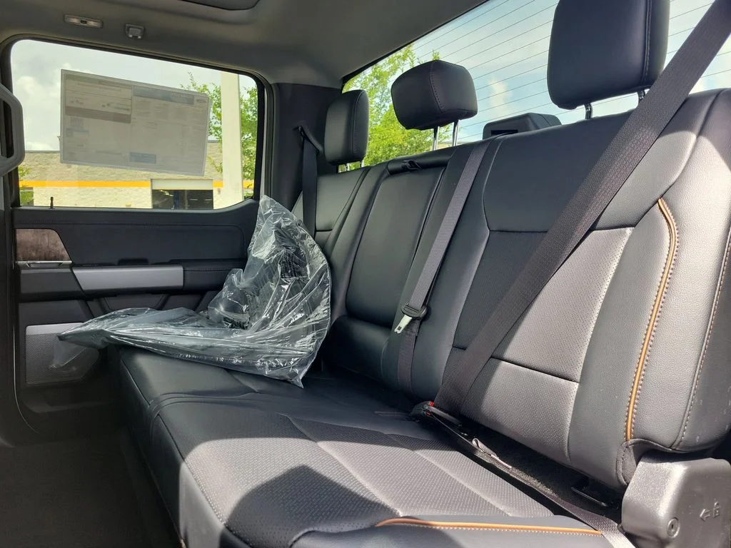 New 2026 Star White Metallic Tri-Coat Ford F-250® Lariat® image 10