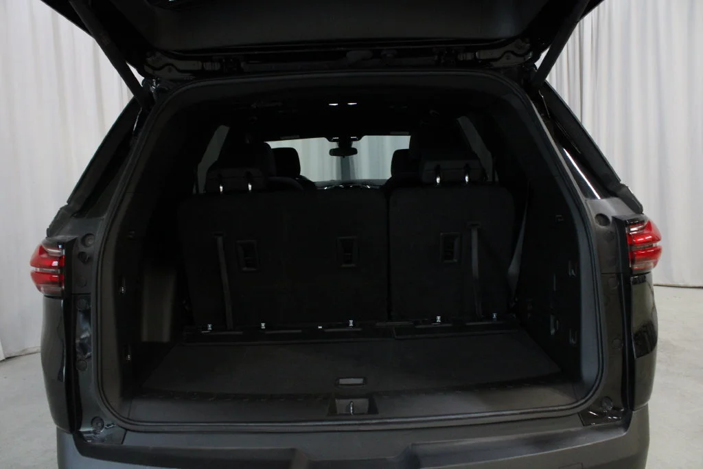 Used 2023 Black Chevrolet LT image 32
