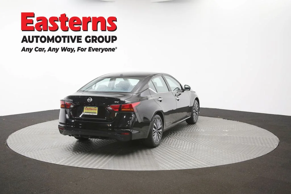 Used 2024 Black Nissan 2.5 SV image 35
