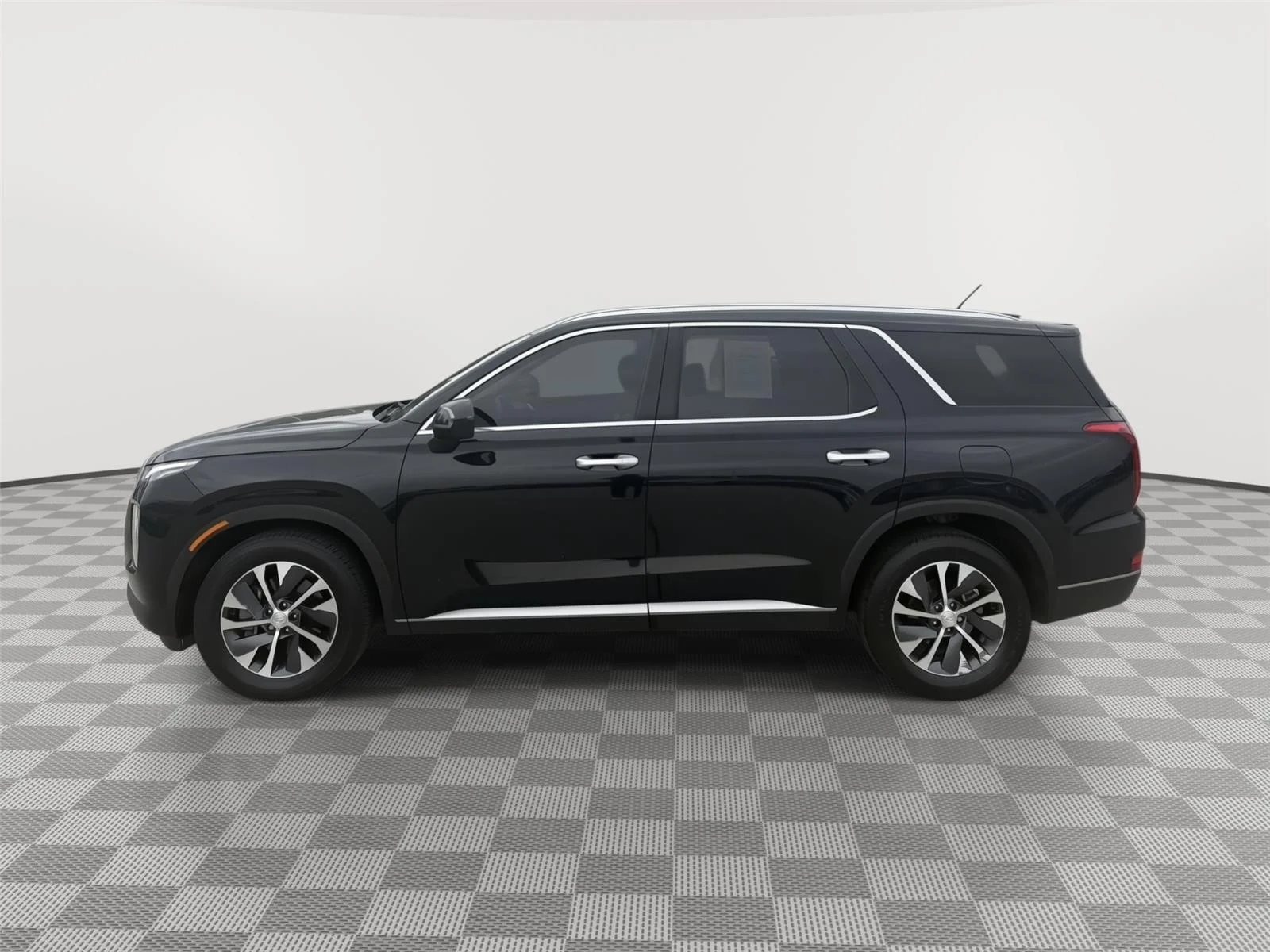 Used 2020 Black Hyundai SEL image 6