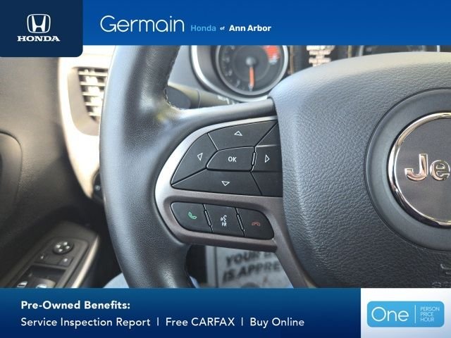 Used 2020 Billet Silver Metallic Jeep Latitude Plus image 21