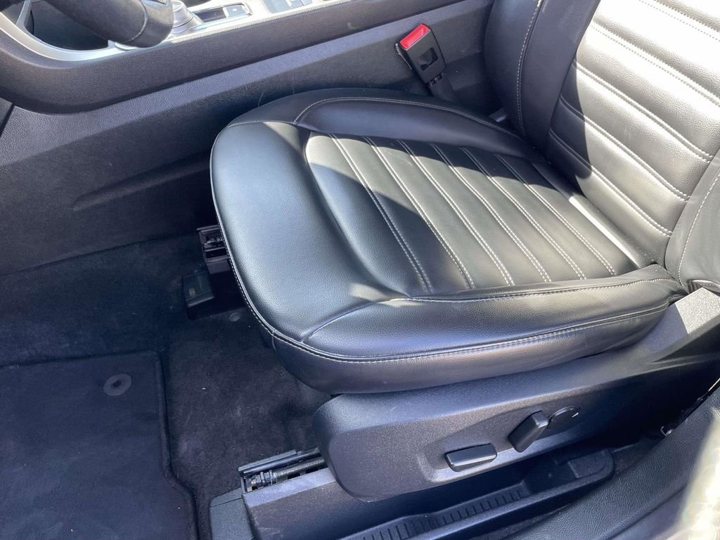 Used 2024 Silver Ford SEL image 13