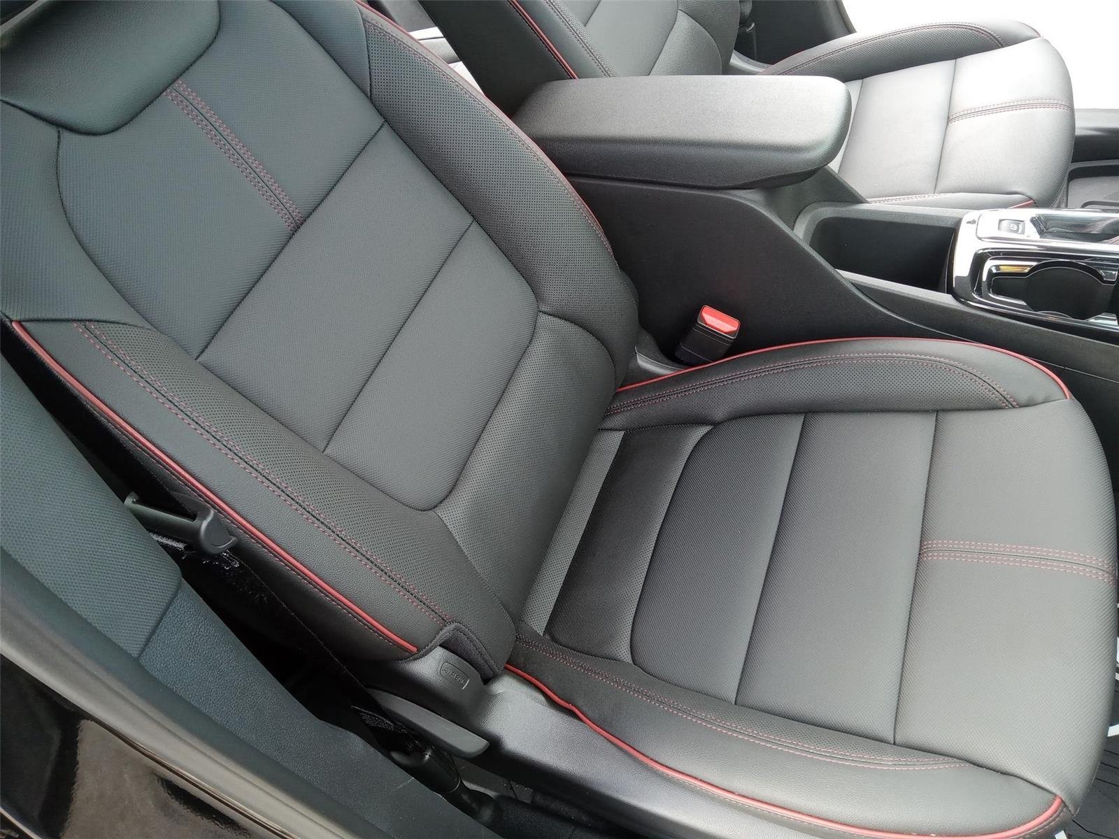 New 2026 Mosaic Black Metallic Chevrolet RS image 64