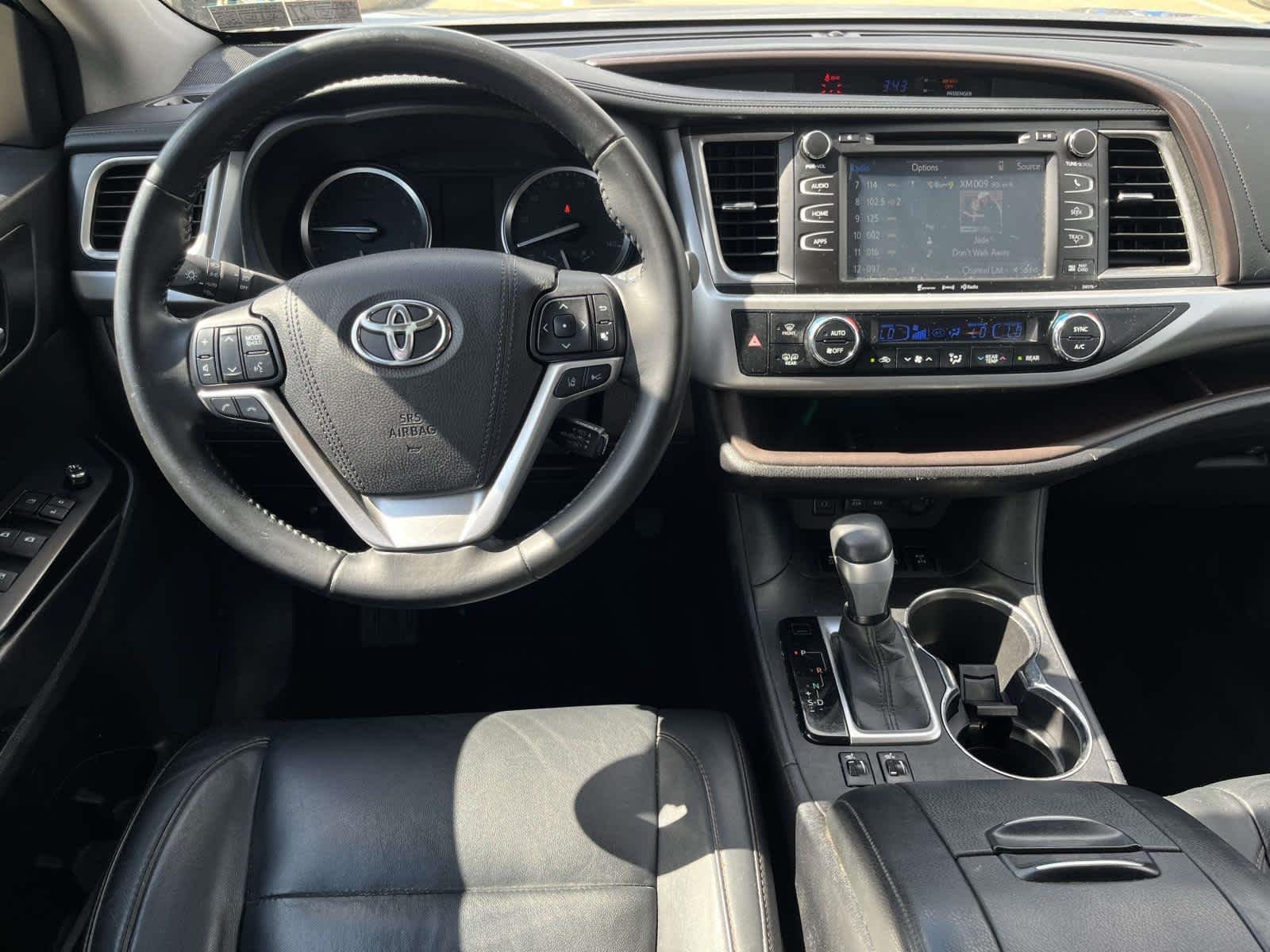 Used 2017 Predawn Gray Mica Toyota XLE image 2