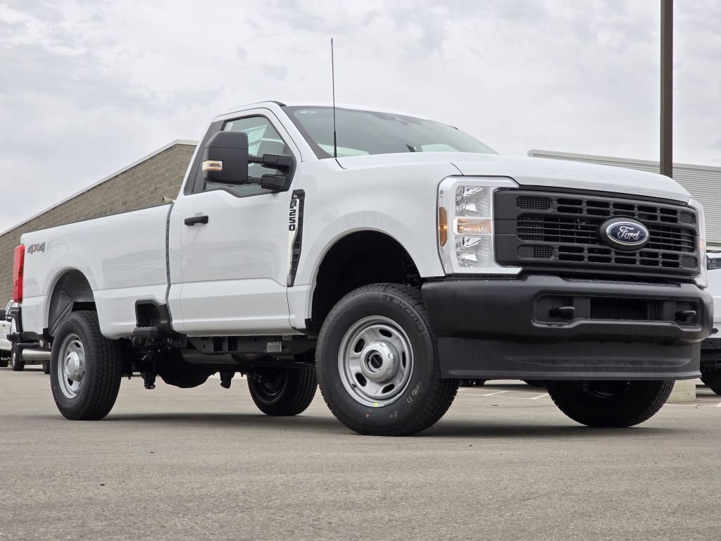 New 2026 Oxford White Ford XL image 2