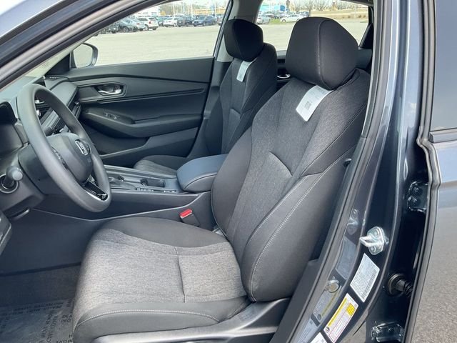 New 2026 Meteorite Gray Metallic Honda SE image 19