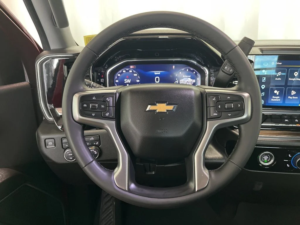 Used 2024 Red Chevrolet LT image 4
