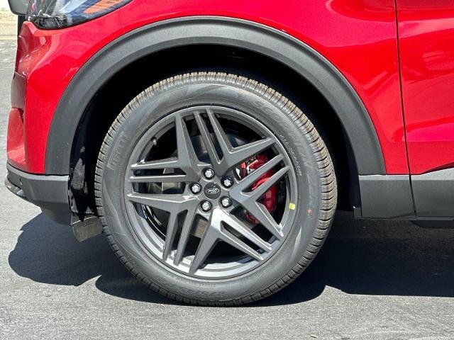 New 2026 Rapid Red Metallic Tinted Clearcoat Ford ST-Line image 55