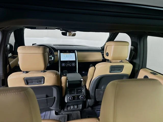 Used 2023  Land Rover Metropolitan Edition image 24
