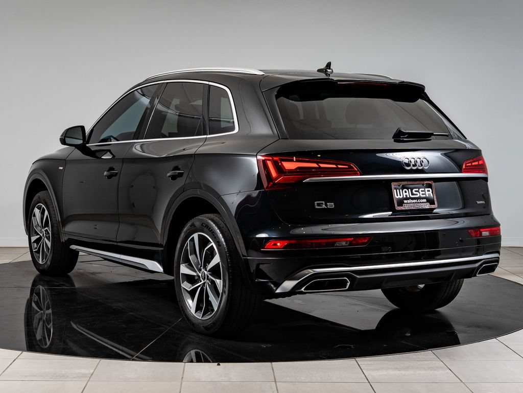 Used 2023 Mythos Black Metallic Audi 45 S line Premium image 6