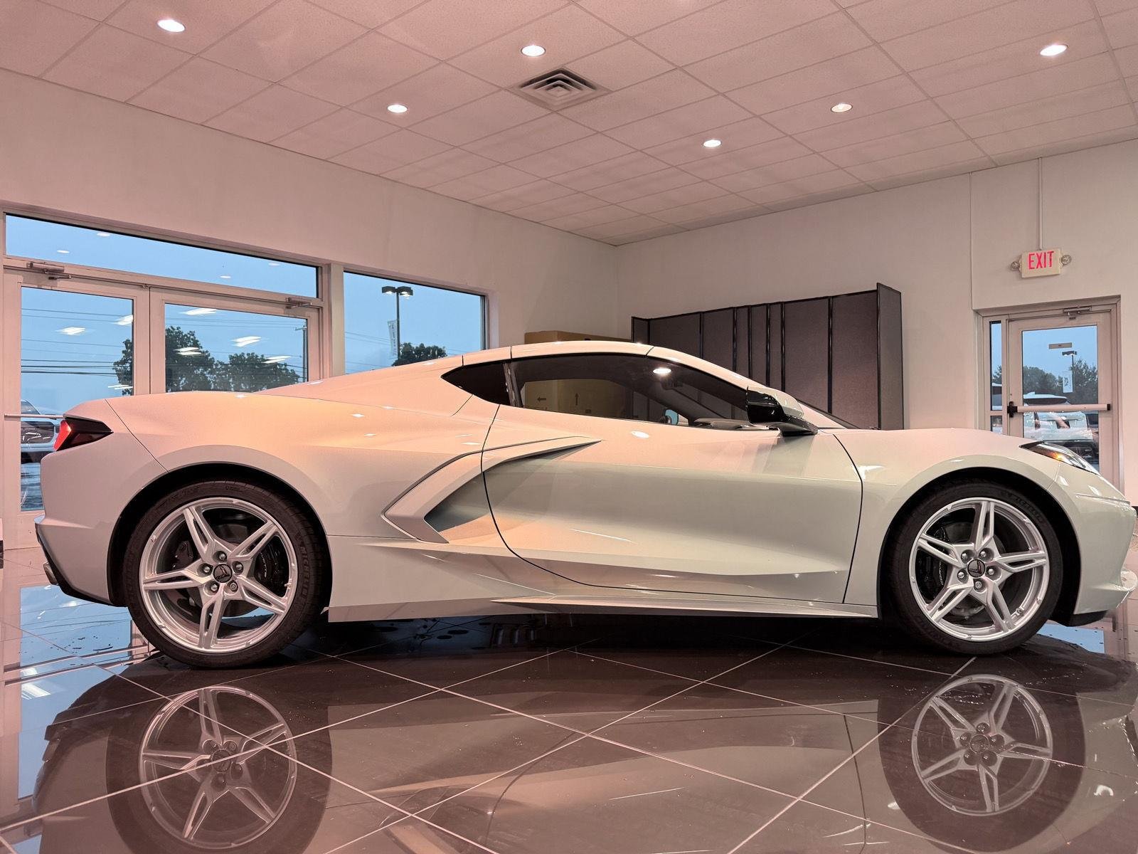 Used 2021 Silver Flare Metallic Chevrolet 2LT image 15