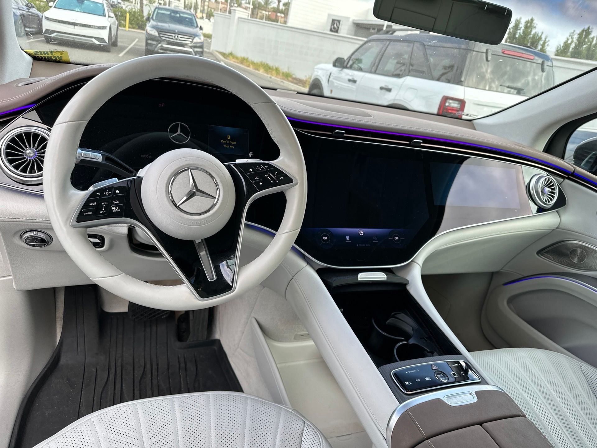 Used 2023 Black Mercedes-Benz 580 image 7