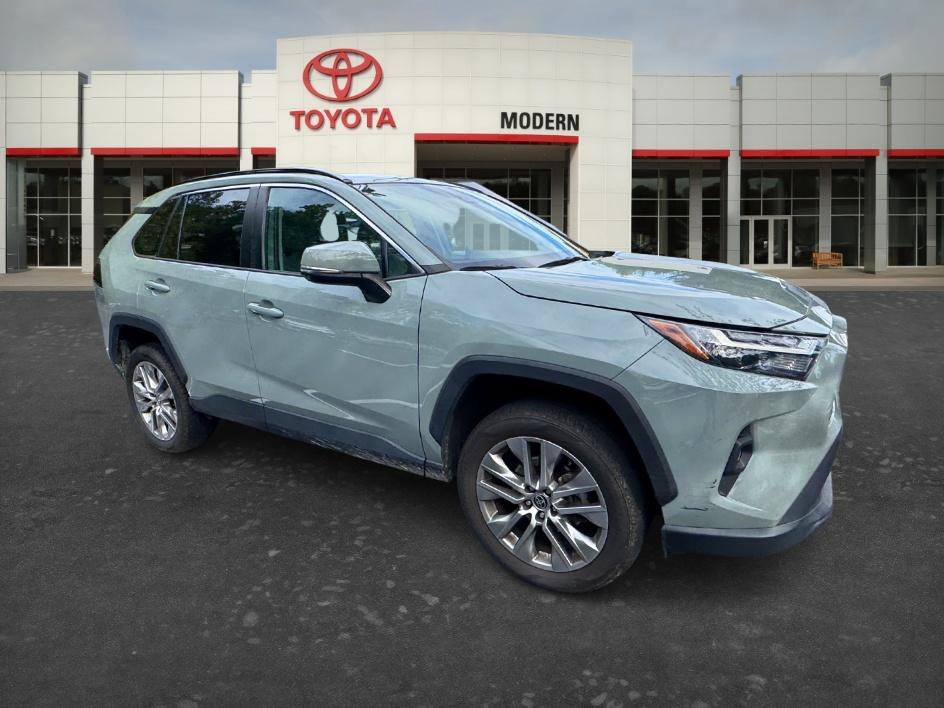 Certified Used 2022 Lunar Toyota XLE Premium image 10