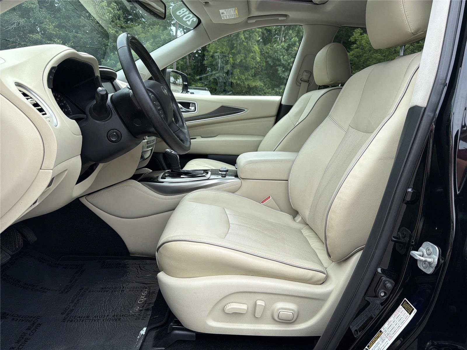 Used 2018 Black Obsidian INFINITI  image 16