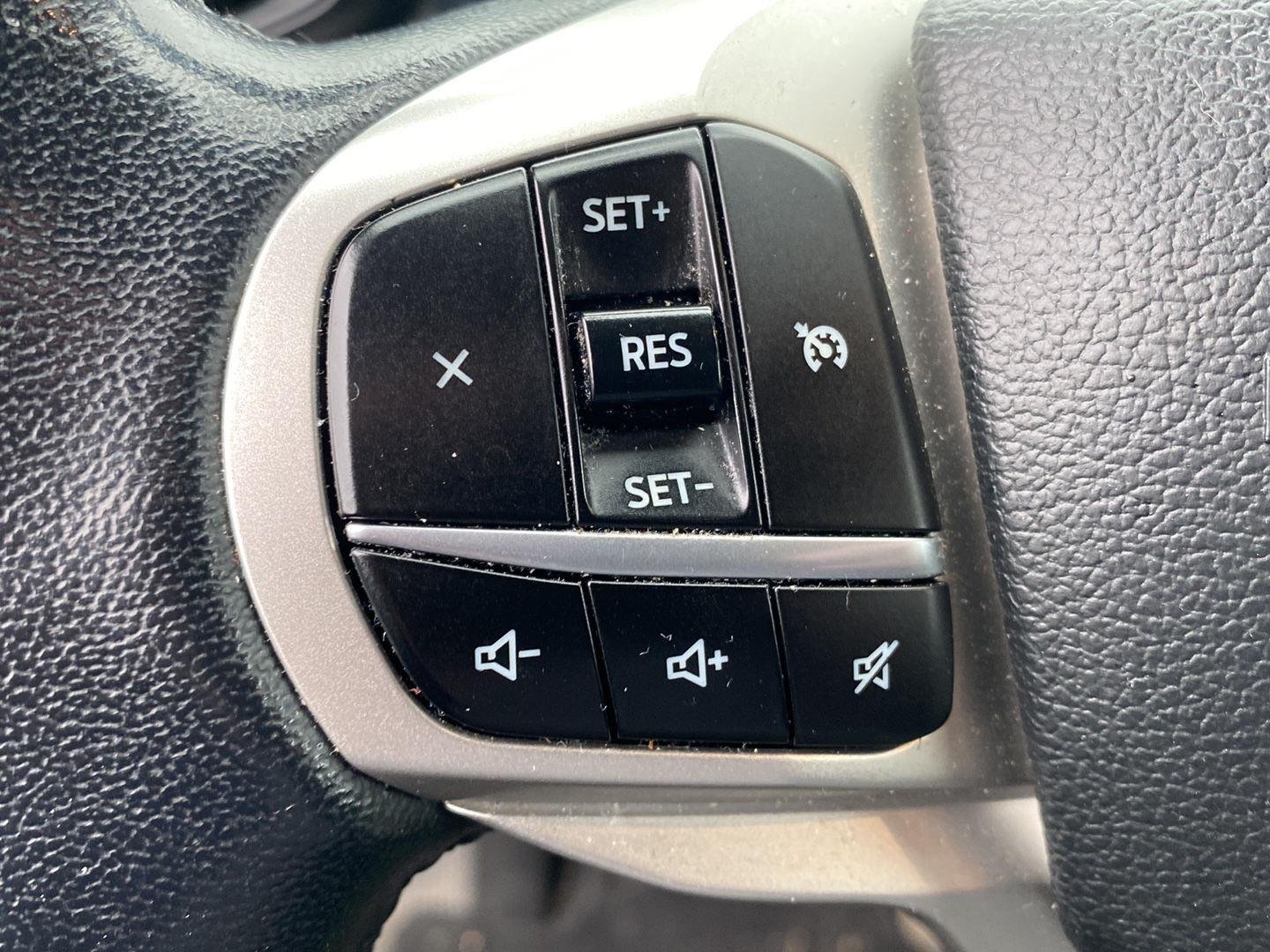 Used 2023 Atlas Blue Ford XLT image 18