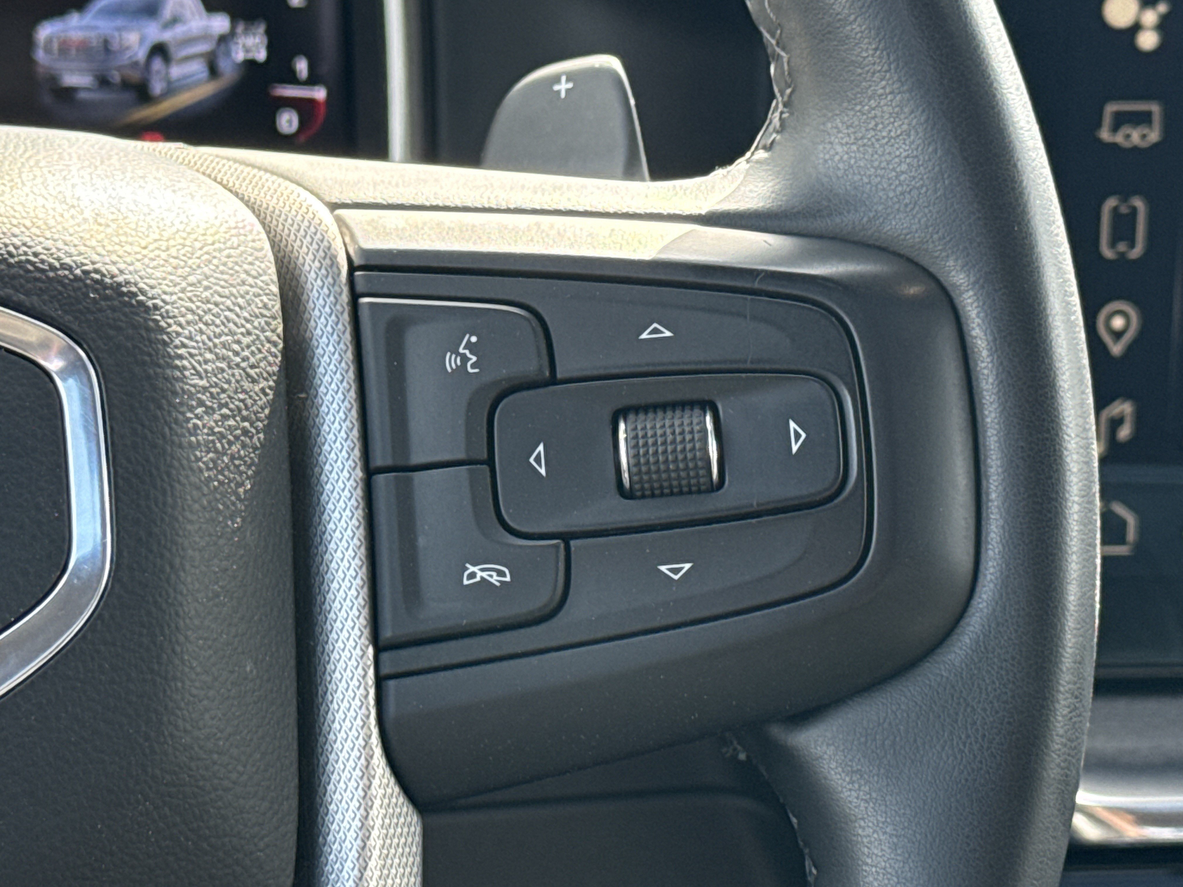 Used 2023 Onyx Black GMC Denali image 26