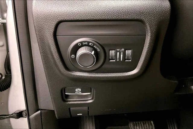 2024 Jeep Grand Cherokee Altitude - Photo 37
