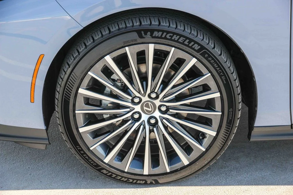 New 2026 Wavelength Lexus ES 350e PREMIUM image 10