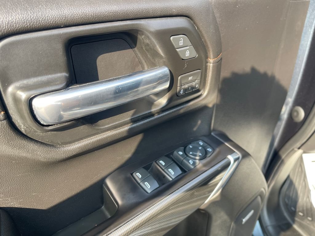Used 2019 Blue GMC AT4 image 12