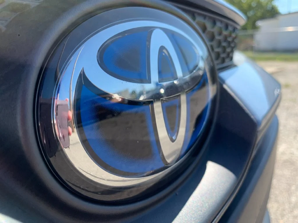 Used 2024  Toyota LE image 37