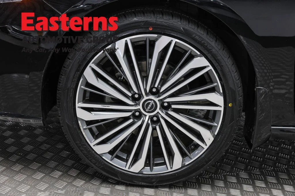 Used 2024 Black Nissan 2.5 SL image 32