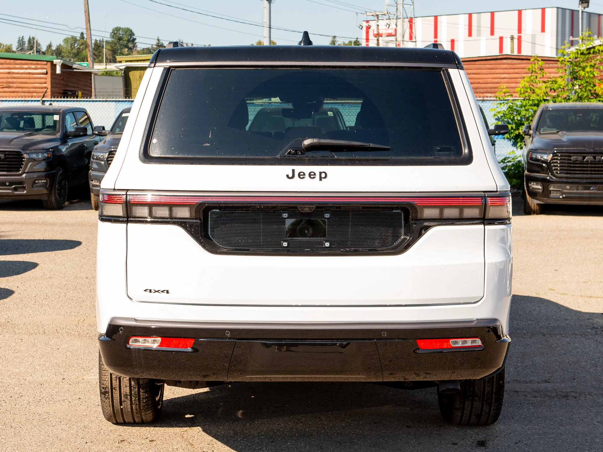 New 2026 White Jeep Summit Obsidian* image 5