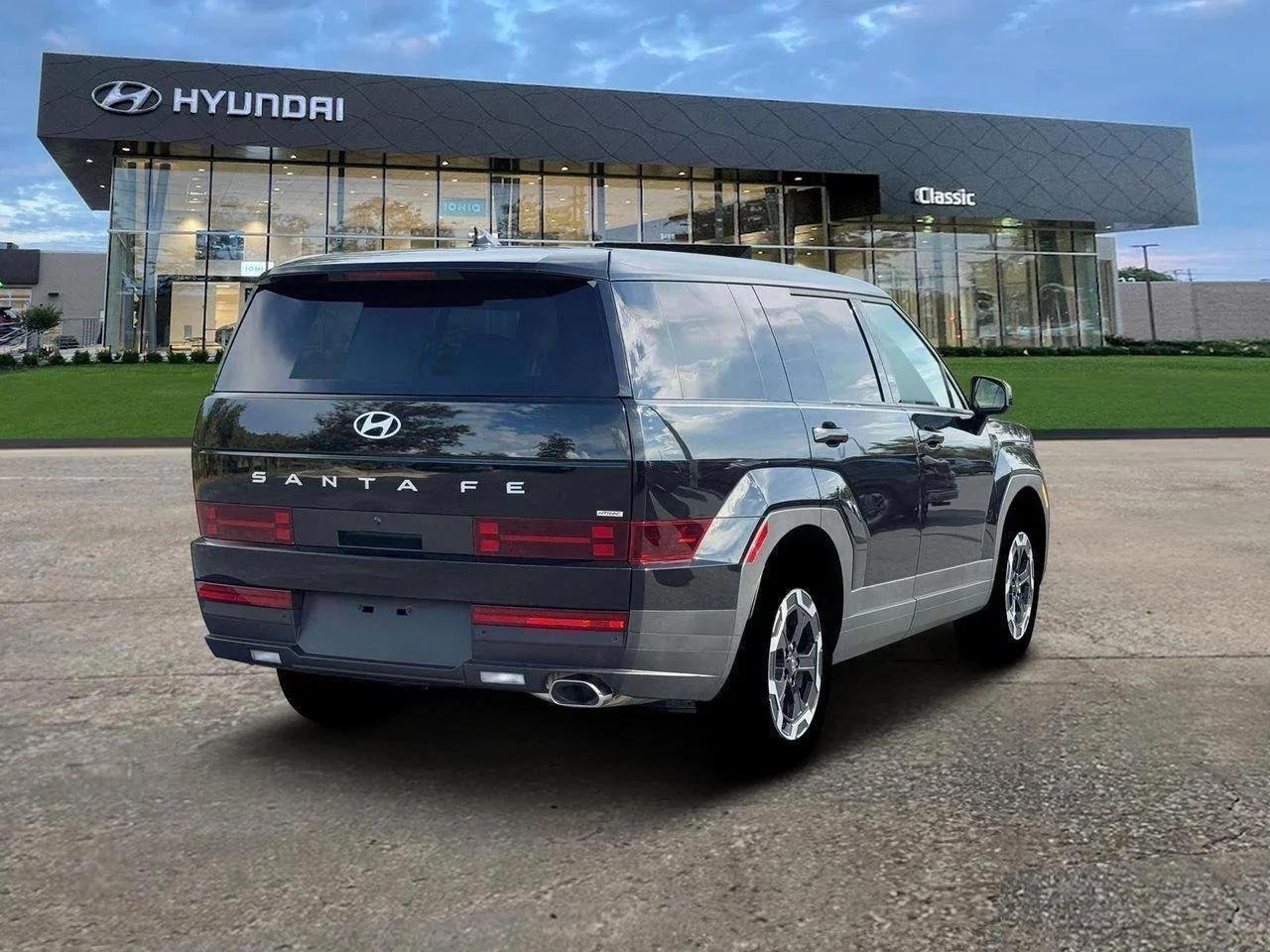 New 2026 Phantom Black Hyundai SE image 7