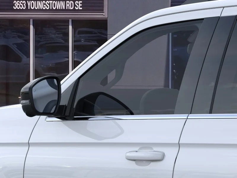 New 2026 Oxford White Ford MAX Active image 20