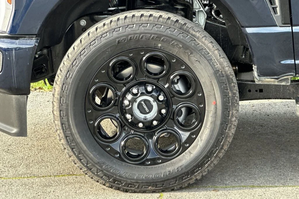 New 2025 Blue Metallic Ford F-250® Lariat® image 25