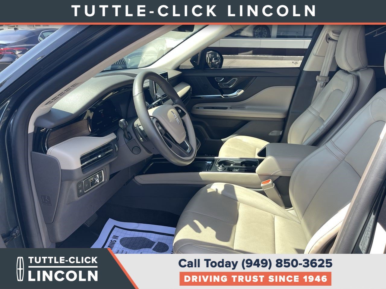 Certified Used 2022 Flight Blue Lincoln Grand Touring image 18