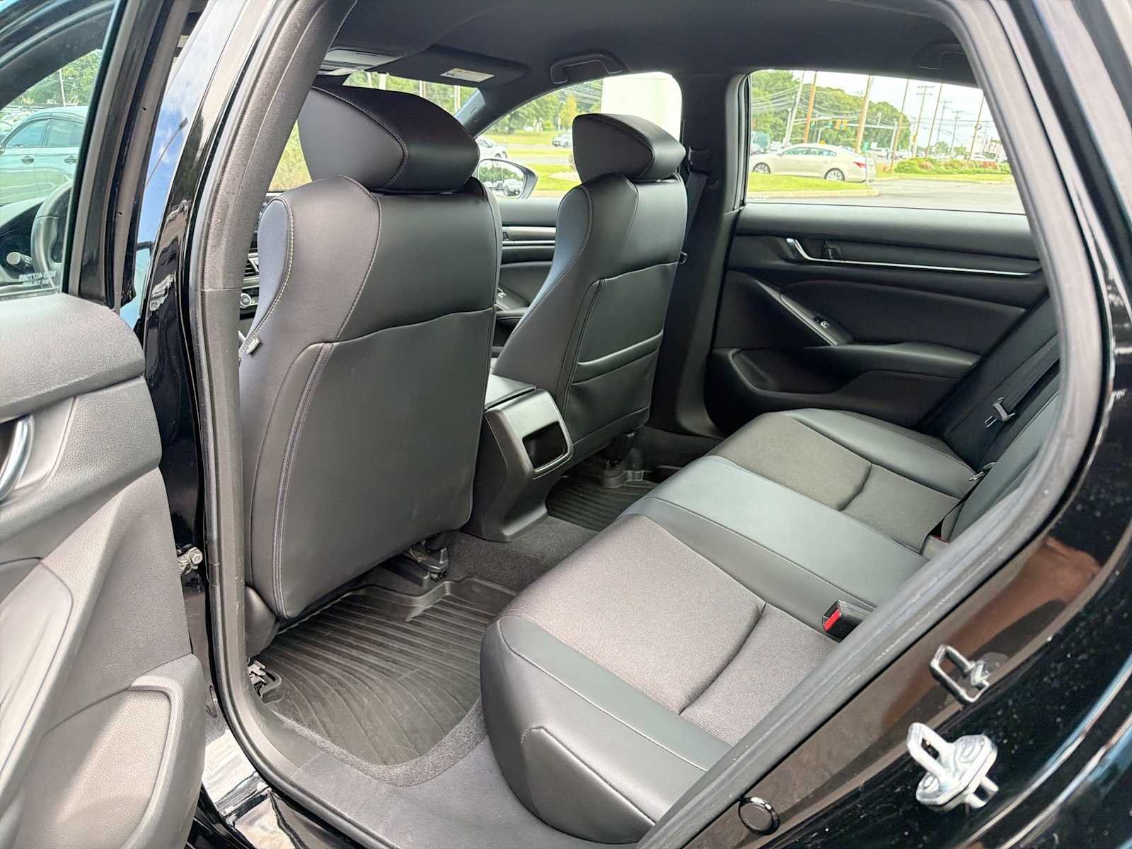Used 2022 Crystal Black Pearl Honda Sport image 12